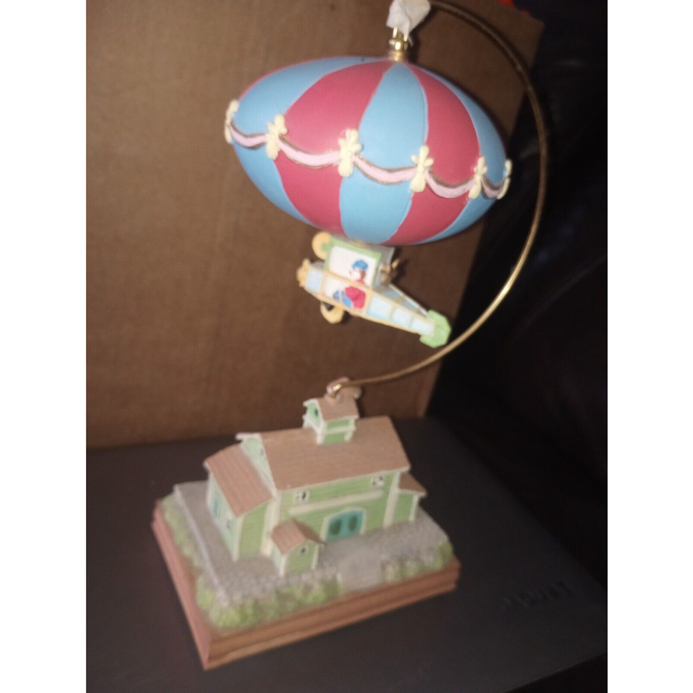Vintage Ceramic Building House With Hot Air Balloon Musical Box Spinning